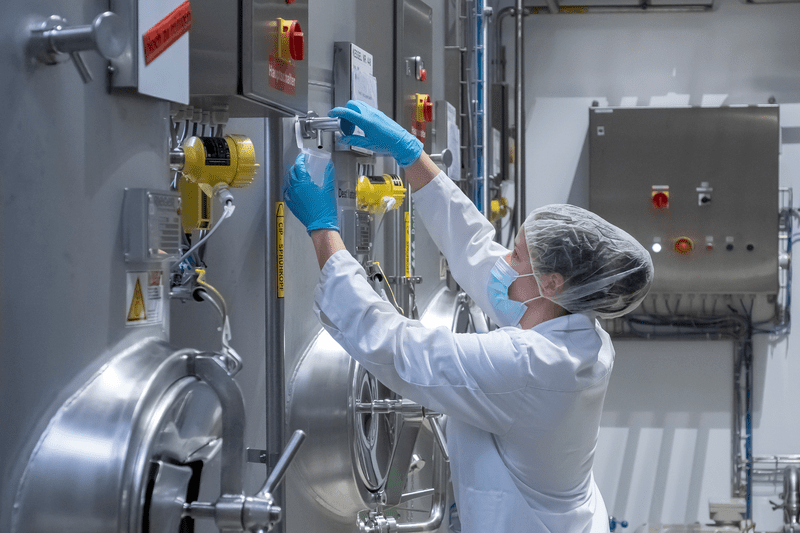 BNO DE Entnahme einer Probe aus dem Extraktor