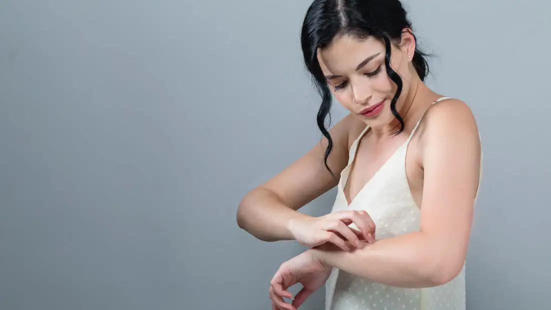 Anzeichen-trockener-Haut