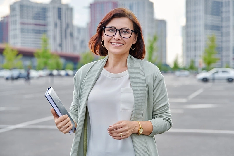 Женщина в возрасте