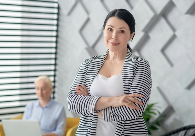 женщина 50 лет