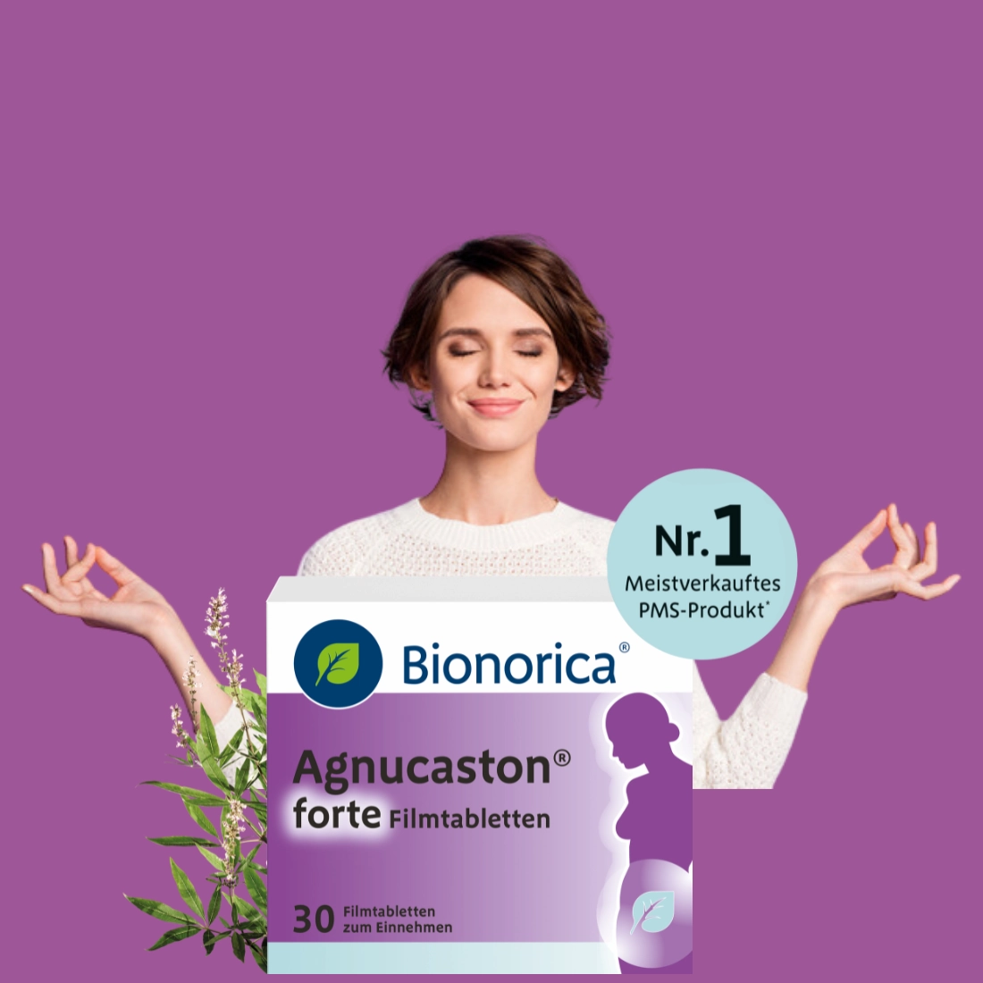 Junge Frau meditierend mit Agnucaston