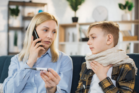 Как выбрать лекарство от фарингита для детей?