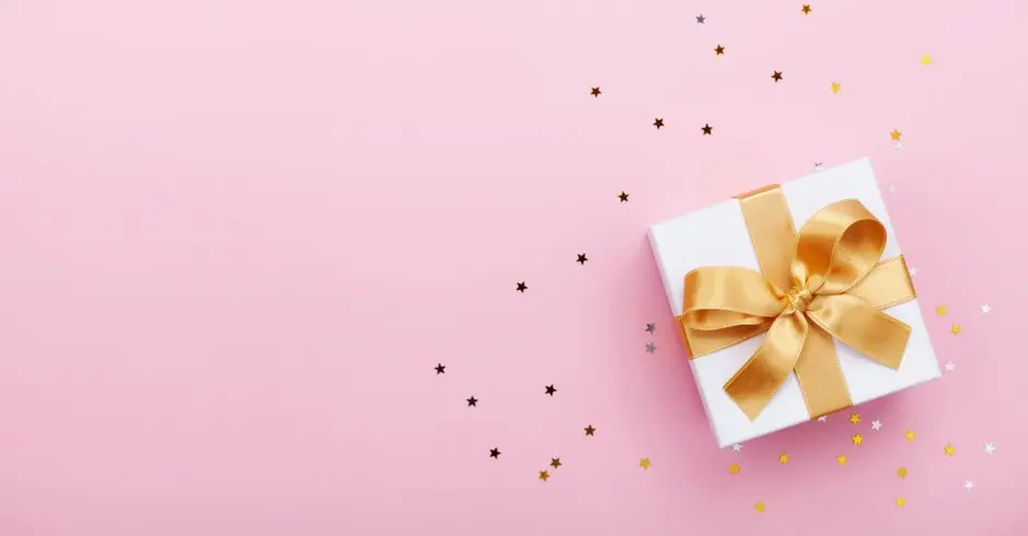 vubrat_podaroc_na_godovshinu