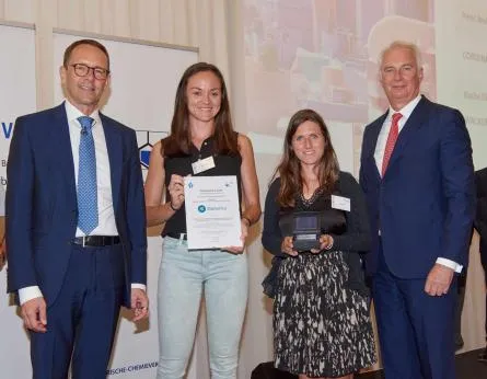 Bionorica wurde beim Responsible-Care-Landeswettbewerb 2024 des Verbands der Chemischen Industrie (VCI) Bayern für sein interdisziplinäres Betriebliches Gesundheitsmanagement (BGM) gewürdigt.